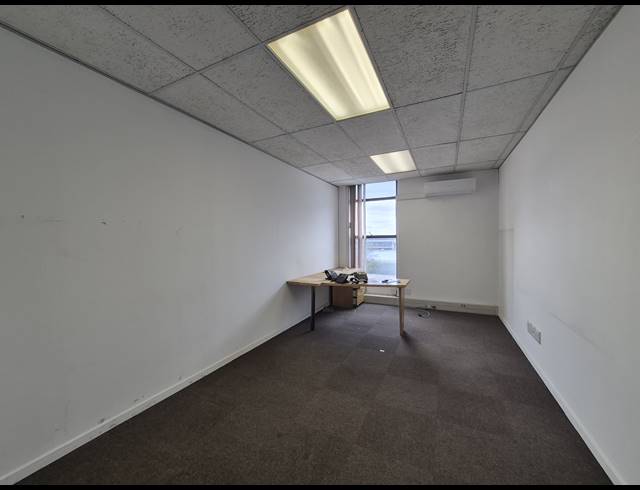 419M² OFFICE TO LET IN CRAIGHALL